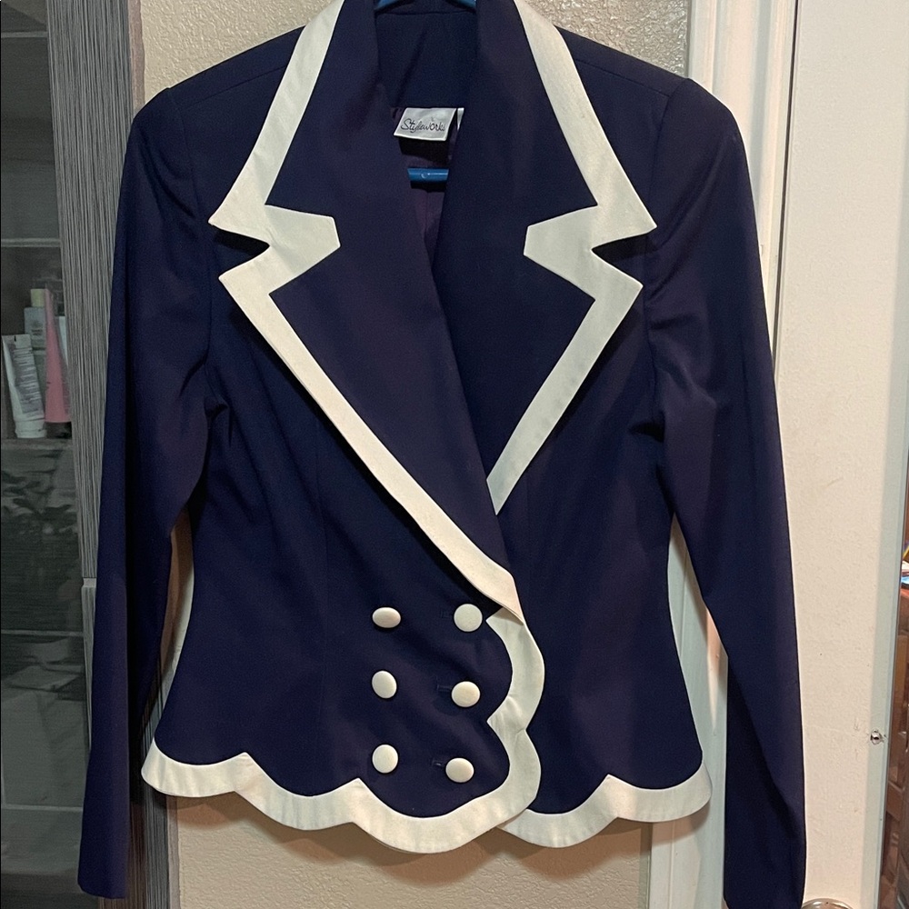 Navy and White Baddie Blazer